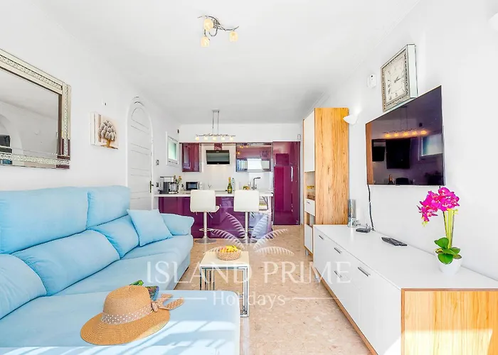 Stunning Marina & Sea Views Relax In Amarilla Golf Lbr638