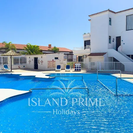 Stunning Marina & Sea Views Relax In Amarilla Golf Lbr638